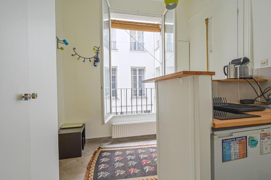 Radiant Flat - Spacious Studio Apartment - Marais Párizs Kültér fotó