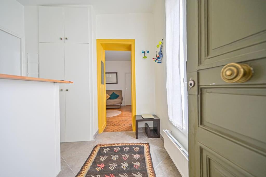 Radiant Flat - Spacious Studio Apartment - Marais Párizs Kültér fotó